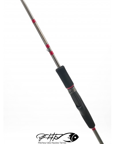 Ligatures rouge métallique sur le blank Rainshadow IMMWS 68MXF de la canne verticale PHT